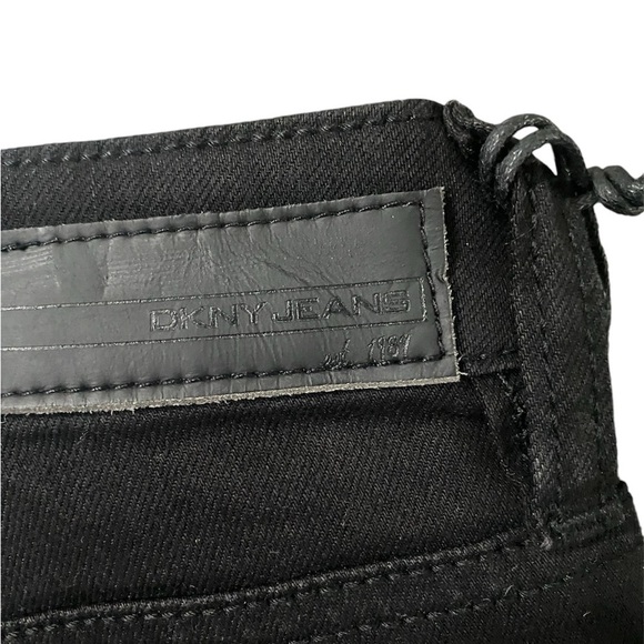 Women Black DNKY Mercer Jean Curvy Fit size 8x32 - Picture 6 of 9